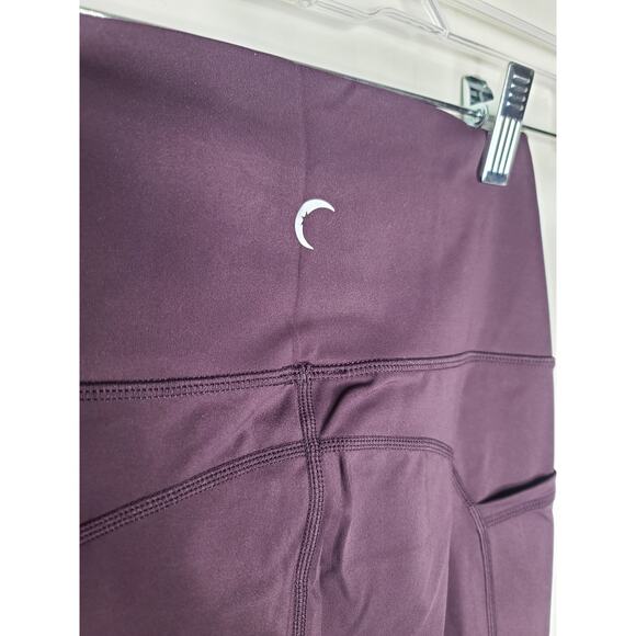 Zyia Active purple athletic capri leggings with pockets - 2 - Picture 6 of 7